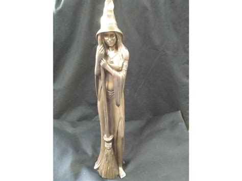 Unkind witch figurine